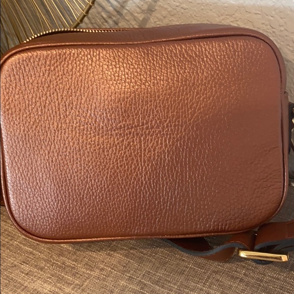 Valentino Mia Rock crossbody in metallic rust - Picture 9 of 11